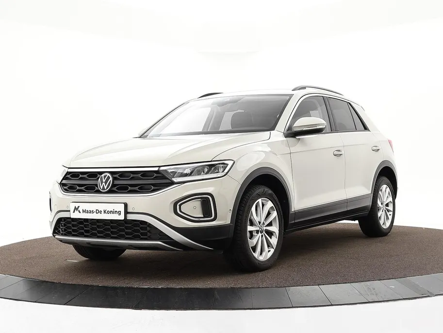 Volkswagen T-Roc 1.0 TSI 110pk Life · Camera · Apple/Android Car Play · Parkeer assistent · ACC · Clima · Draadloze Telefoonlader · Elek. Inklapbare Spiegels · Garantie t/m 28-03-2028 of 100.000km