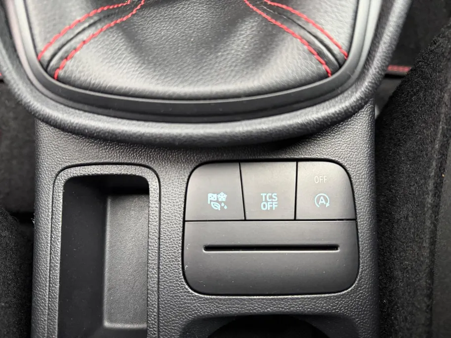Ford Fiesta 1.0 EcoBoost Hybrid ST-Line | NL Auto | 1 eigenaar | Navigatie | Apple carplay & Android auto | Parkeersensor achter | Cruise control | Draadloos opladen mobiel | Bovag garantie |