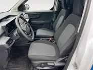 Ford E-Transit Courier Trend 44 kWh | €229,- per maand financial lease! | 325 KM WLTP | Climate control | Parkeercamera | PDC | Zo goed als nieuw!