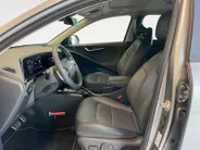 Kia Niro 1.6 GDi PHEV ExecutiveLine | Cruise Control | Climate Control | Camera | Navigatie | Stoelverwarming | Stuurverwarming | Stoelventilatie | Memory | Open Dak |