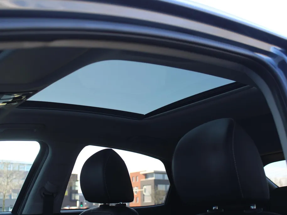 Kia XCeed 1.4 T-GDi ExecutiveLine | Trekhaak | Schuif-/kanteldak | Stuur-/stoelverwarming + ventilatie | 18' LM |