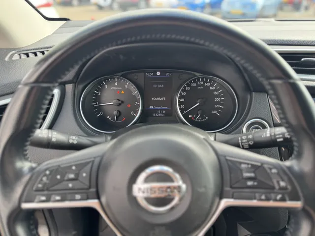 Nissan QASHQAI 1.3 DIG-T N-Connecta Trekhaak 13p max 1.300kg