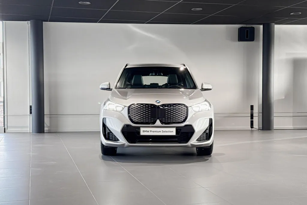 BMW iX1 eDrive20 67 kWh