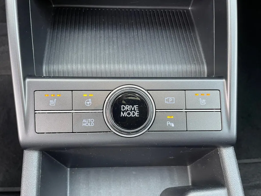 Hyundai Kona 1.6 GDI HEV Comfort Smart | Navigatie| Climate Controle| Lichtmetalen velgen| Parkeer sensoren| Camera| Dealer onderhouden