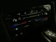 Volkswagen Tiguan 1.4TSIeHybrid 180kW/245PK R-Line Black Style · Dodehoeksensoren ·  Navigatie · Parkeersensoren · Apple/Android Car Play ·