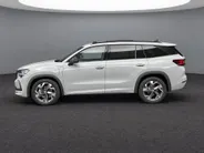 Škoda Kodiaq 1.5 TSI 204pk DSG PHEV Sportline Business · Panoramadak · Camera · Wegklapbare Trekhaak · Elek. Achterklep · Elek. Voorstoel · 19'' Inch · Garantie t/m 06-07-2030 of 100.000km
