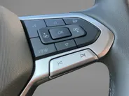 Volkswagen Golf Variant 1.0eTSI/110PK Life DSG · Navigatie · Camera + Parkeersensoren · Apple/Android Car Play · Stoelverwarming · Elektrische stoelverstelling ·