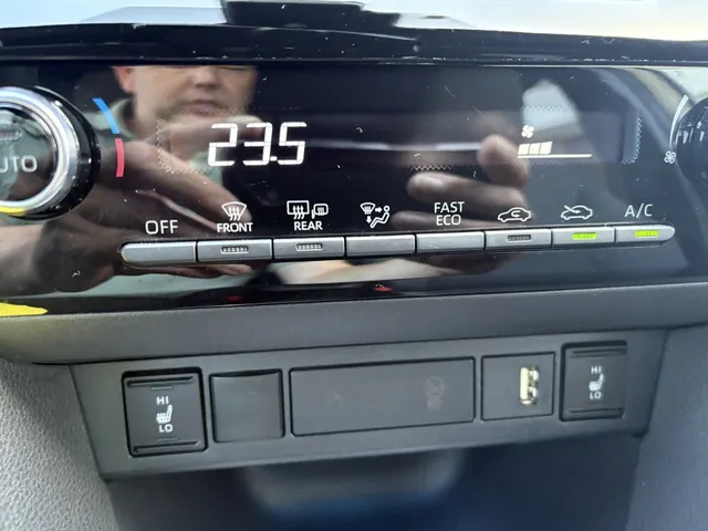 Toyota Yaris Cross 1.5 Hybrid Dynamic | Parkeersensoren | Trekhaak
