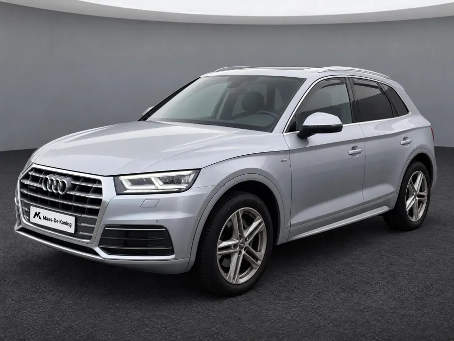 Audi Q5 2.0TFSI/252PK quattro S Line Edition · Panoramadak · Leder · Trekhaak · Camera · Luchtvering ·
