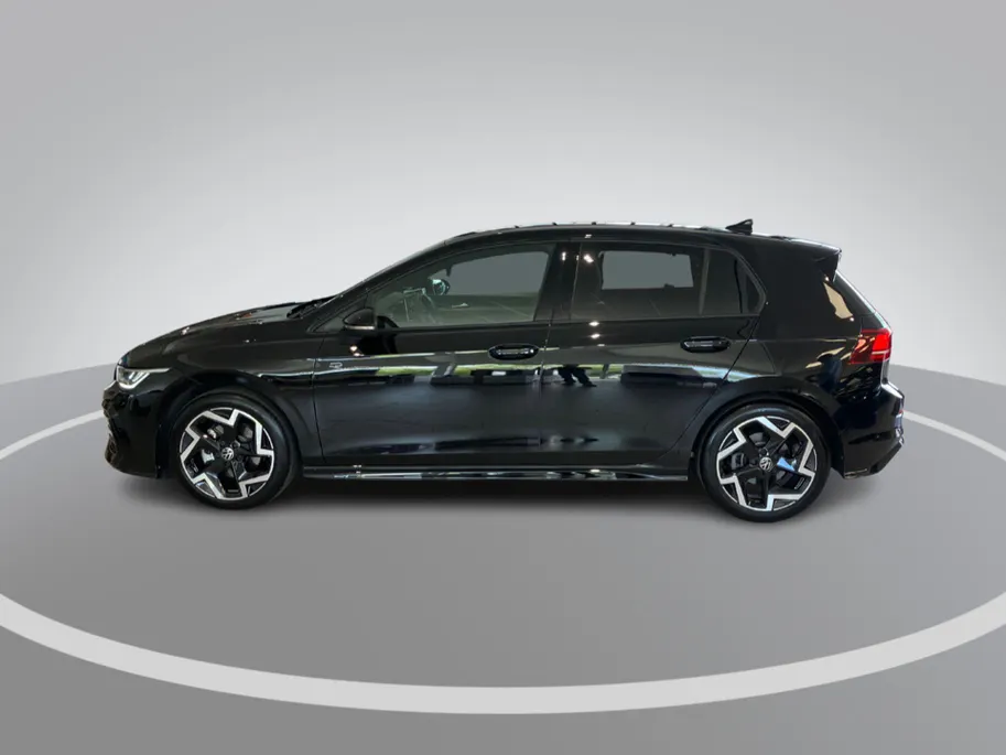 Volkswagen Golf 1.5eTSI/150PK R-Line DSG · Navigatie · Harman/Kardon sound · Camera · Apple/Android Car Play · Garantie t/m 05-10-2030 of 100000km.