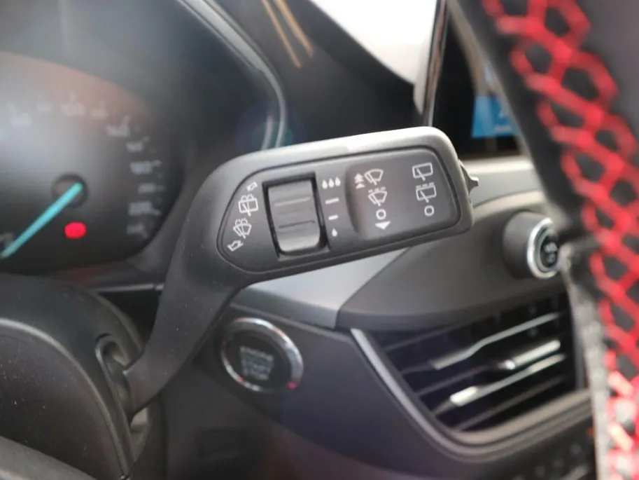 Ford Focus Wagon 1.0 EcoBoost Hybrid ST Line Style 125pk met Parking-, Winter-, Family-, en Design Pack