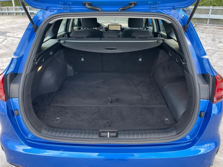 Kia Ceed Sportswagon 1.6 GDI PHEV DynamicLine Automaat | Navi | Camera | Climate Control | Cruise Control | LM Velgen | LED Koplampen | Apple Carplay
