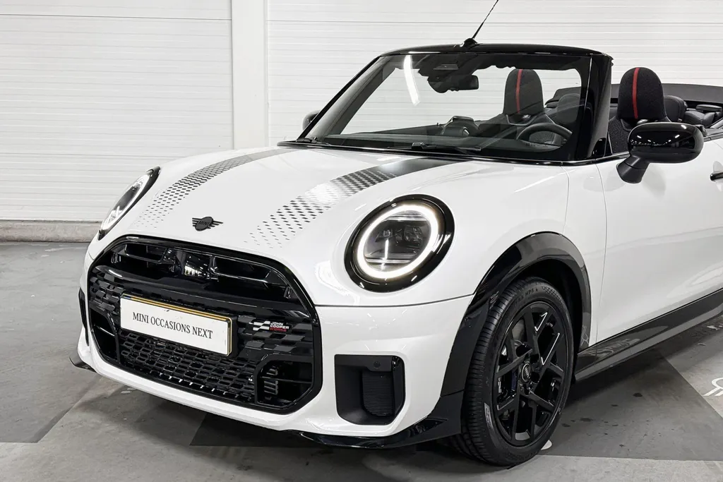 MINI Cooper Cabrio C John Cooper Works