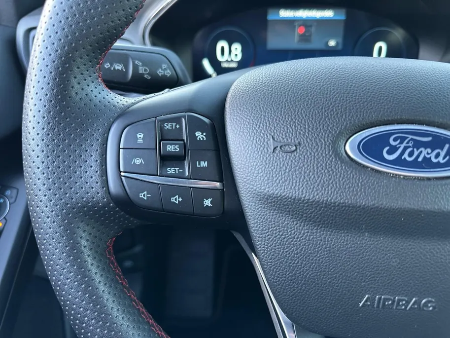 Ford Focus Wagon 1.0 EcoBoost Hybrid ST Line X 155PK Automaat | NL Auto | Driver Assistance Pack| Winter Pack | B&O |