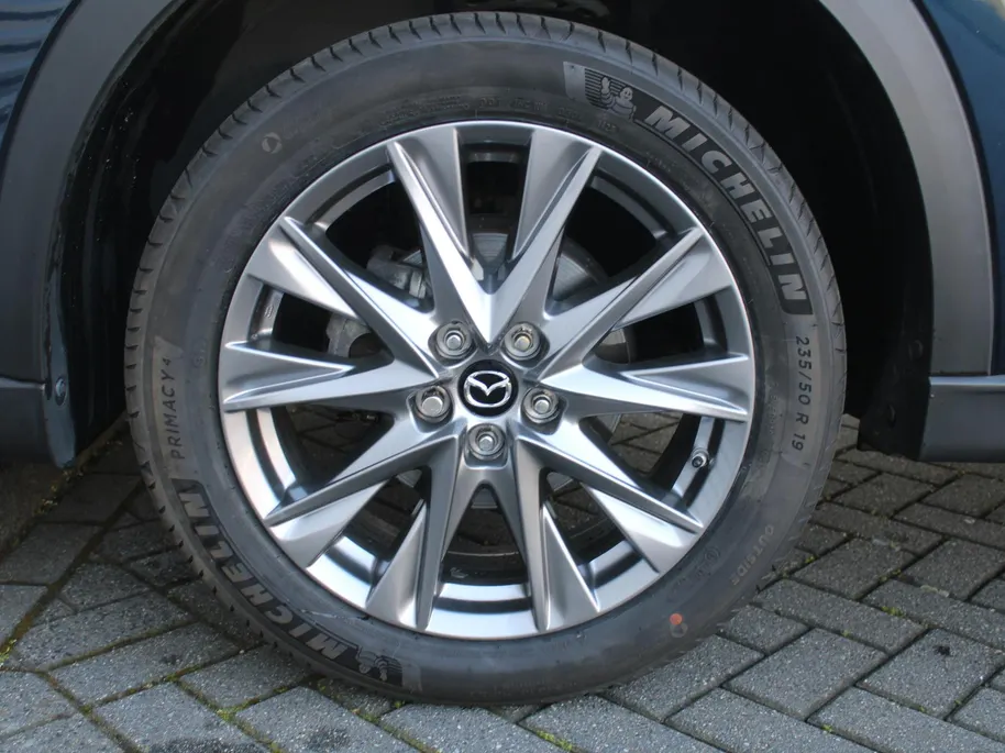 Mazda CX-5 2.0 SkyActiv-G 165 Comfort | Trekhaak | Stoel-/stuurverwarming | Dodehoek detectie | Carplay | Clima | 19' LM | Parkeersensor v+a | LED |