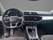 Audi Q3 35TFSI 110KW/150PK S-Line · Camera · Trekhaak · Panoramadak · Stoelverwarming · Apple/Android Car Play ·