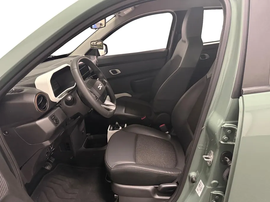Dacia Spring Extreme 65 26.8 kWh AUTOMAAT CAMERA APPLE CARPLAY ANDROID AUTO HOGE INSTAP AIRCO CRUISE CONTROLE PAS 8000KM