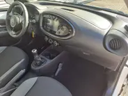Toyota Aygo X 1.0 VVT-i MT Play | Apple Carplay/Android Auto | Cruise control adaptief | Airco | DAB | Camera