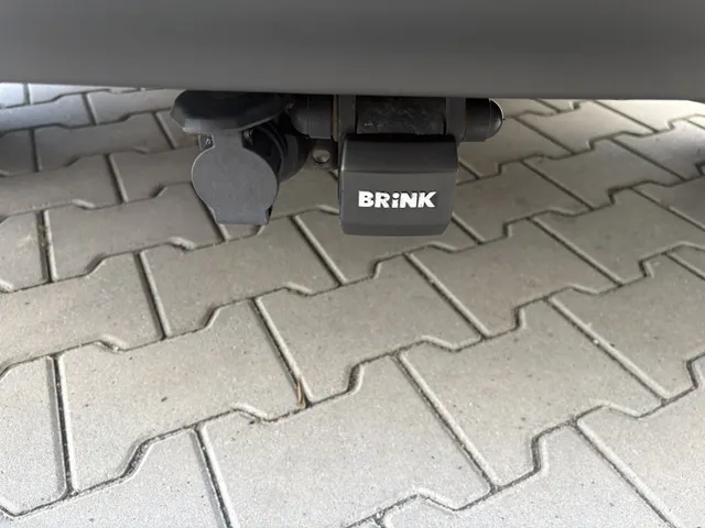 Toyota Yaris 1.5 Hybrid Bi-Tone | Navigatie | Trekhaak