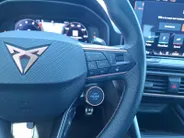 CUPRA Leon 1.5 TSI e-Hybrid PHEV Essential | 99% SOH| Led Koplampen | Apple/Android Carplay | Keyless | Half leder | Stoel/Stuurverwarming | Digital Cockpit | Fabrieksgarantie! |