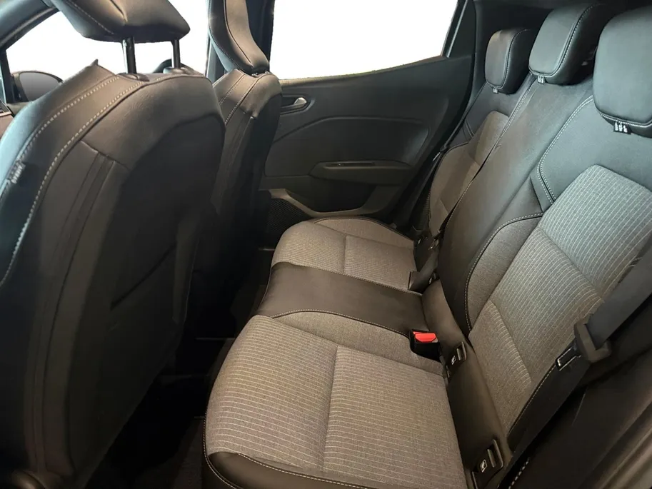 Renault Clio 1.6 E-Tech Full Hybrid 145 techno *Aut*Navi+Camera*Climate*Parkeersensoren*Half Leer*Nette Auto