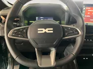 Dacia Duster 1.2 TCe 130 mild hybrid 4x4 Extreme Betreft demonstratie auto vraag naar de actuele kilometerstand en beschikbaarheid