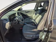 Kia Niro 1.6 GDi Hybrid DynamicPlusLine | Airco | Navi | Camera | Schuifdak | Stoelverwarming | Stuurverwarming | Leder | DEMO |