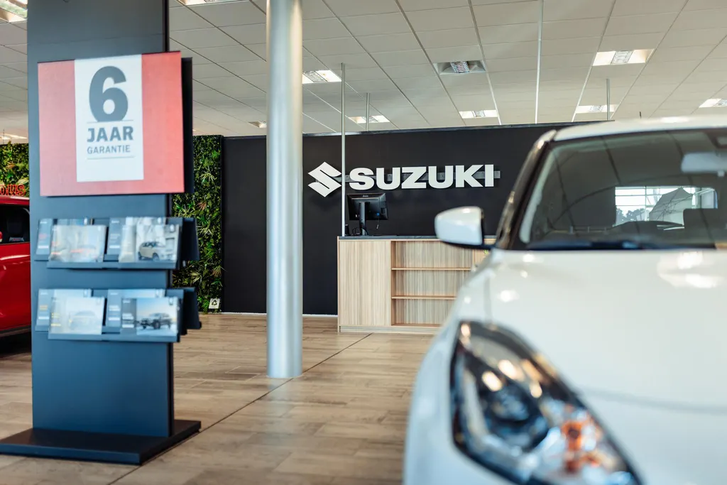 Suzuki Vitara 1.4 Boosterjet Smart Hybrid Style | Garantie t/m 2035! |NL Auto| LM Velgen | Stoel Verwarming |Android Auto Apple Carplay | Adaptive Cruise Control | 9-inch touchscreen | Suzuki Connect