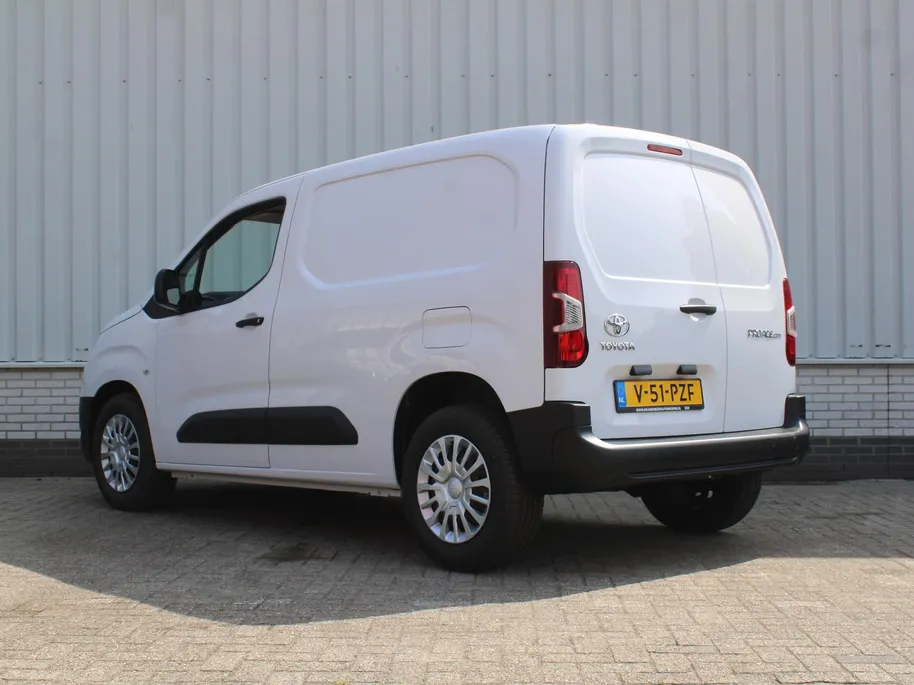 Toyota ProAce CITY 1.2 Turbo L1 Comfort | Clima | Cruise | 3-zits | Benzine! Mag alle milieu zones in! |