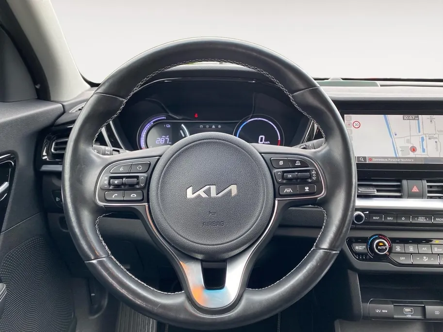 Kia e-Niro Edition 64 kWh | Navigatie | Climate control | Parkeer camera | Stoel + Stuurverwarming