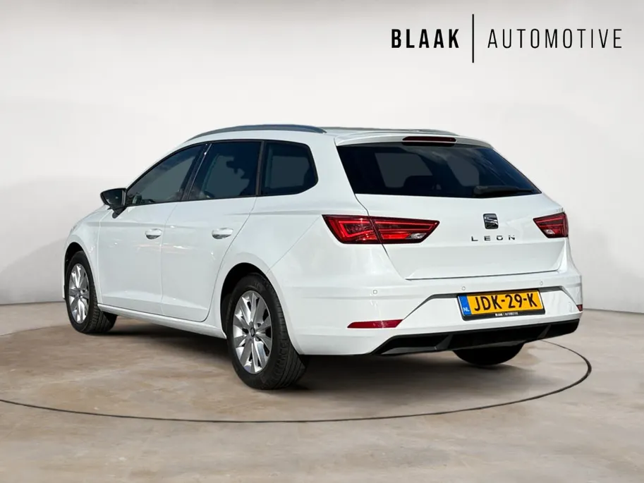 SEAT Leon ST 1.0 EcoTSI Style | Cruise control | Navigatie |