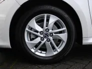 Mazda 2 Hybrid 1.5 Agile Comfort pakket | Airco | Cruise | Apple Carplay | Android Auto | Camera | 15' LM |