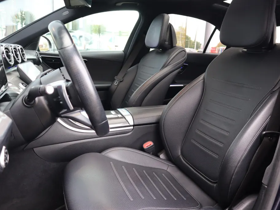 Mercedes-Benz C-Klasse 200 Launch Edition AMG Line