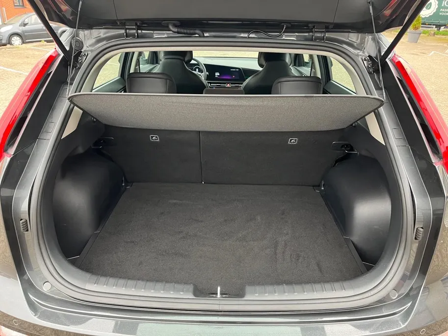 Kia Niro 1.6 GDi Hybrid DynamicLine | Navi | Clima | Camera | Adaptive Cruise | Trekhaak | Apple Carplay & Android Auto | Parkeersensoren