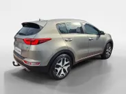 Kia Sportage 1.6 T-GDI 4WD GT-Line First Edition | Automaat | camera | navigatie  | Dealer onderhouden | Trekhaak | 12 maanden BOVAG garantie |