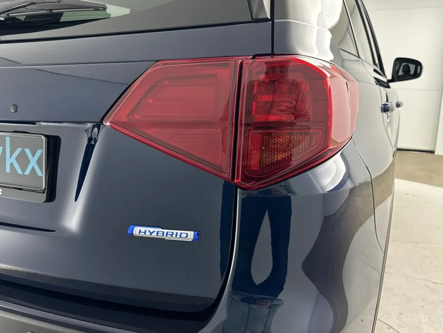 Suzuki Vitara 1.4 Style Smart Hybrid Automaat | Panoramadak | Leder/Alcantara | Adaptieve Cruise Control