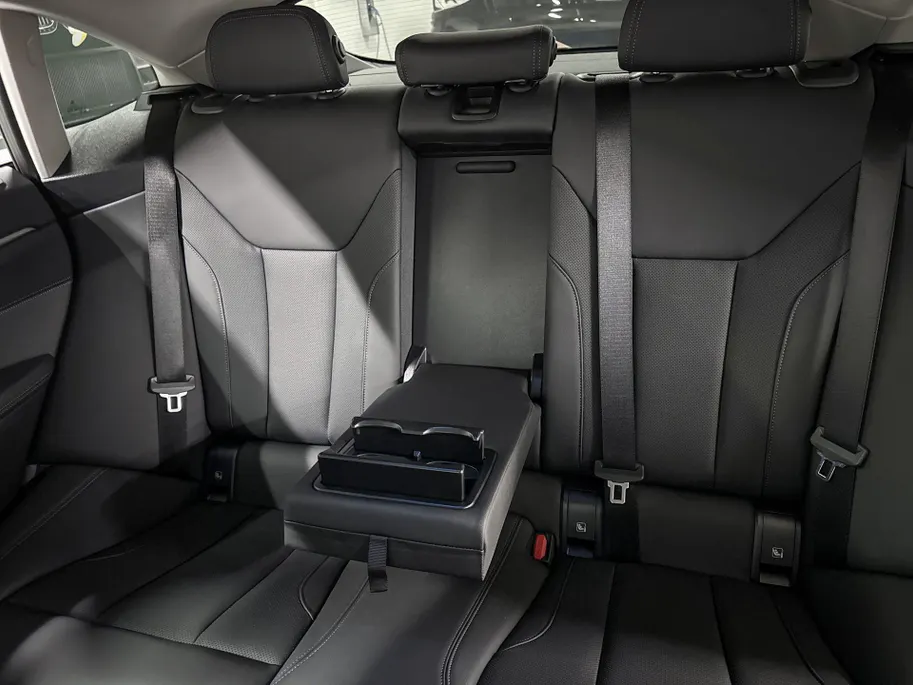BMW i4 eDrive35