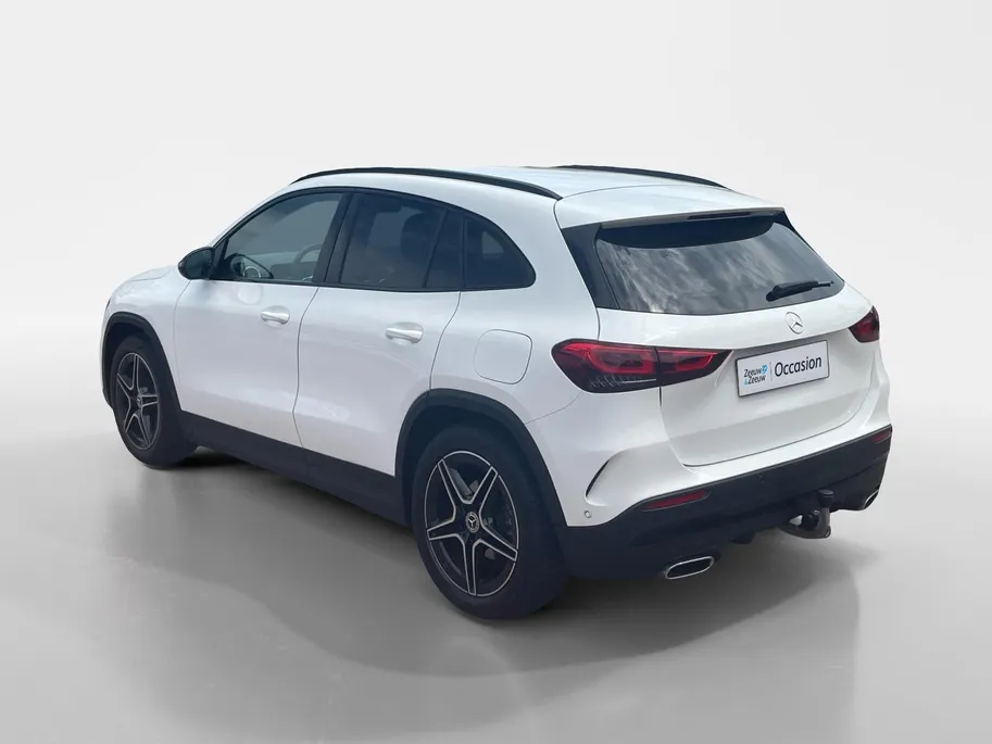 Mercedes-Benz GLA 180 Business Solution AMG *Automaat*Navi+Camera*Trekhaak*Stoelverwarming*Elekt. Achterklep.*1ste Eigenaar!