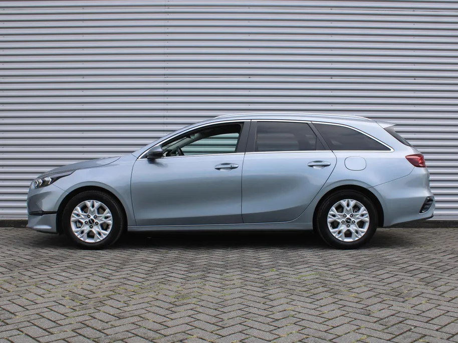 Kia Ceed Sportswagon 1.0 T-GDi DynamicPlusLine | Stoel- & stuurverwarming | Camera | LED | Navi | Elek. achterklep |