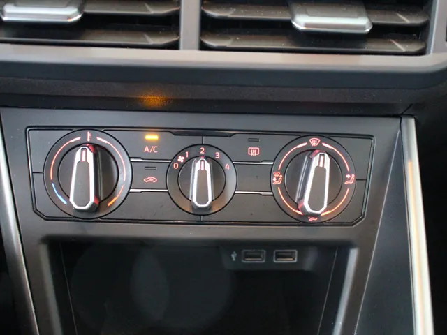 Volkswagen Polo 1.0 MPI Comfortline Airco | Cruise Control | El. bediende ramen |