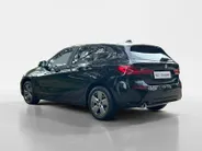 BMW 1 Serie 116i Introduction Edition Navi , parkeersensoren , climate , cruise , tel , lm velgen .