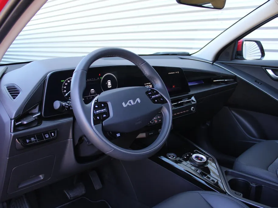 Kia Niro 1.6 GDi Hybrid DynamicLine | Camera | Cruise adapt. | Clima | 16' LM | Navi | Keyless |