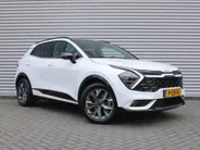Kia Sportage 1.6 T-GDi Hybrid GT-Line | Stuur-/stoelverwarming | Elek. stoelverstelling + achterklep | Schuifdak | 18' LM | Cruise adapt. | Camera |