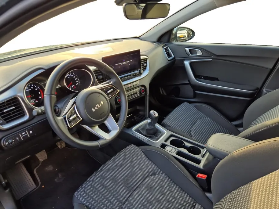 Kia Ceed Sportswagon 1.0 T-GDi DynamicLine | Cruise Control | Climate Control | Navigatie | Carplay/Android Auto | Camera |