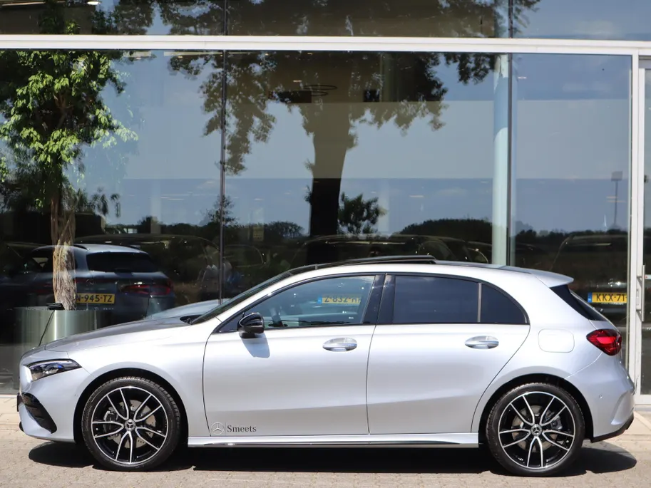 Mercedes-Benz A-Klasse 250 e Star Edition AMG Line Plus l Trekhaak l Panoramadak l Memory
