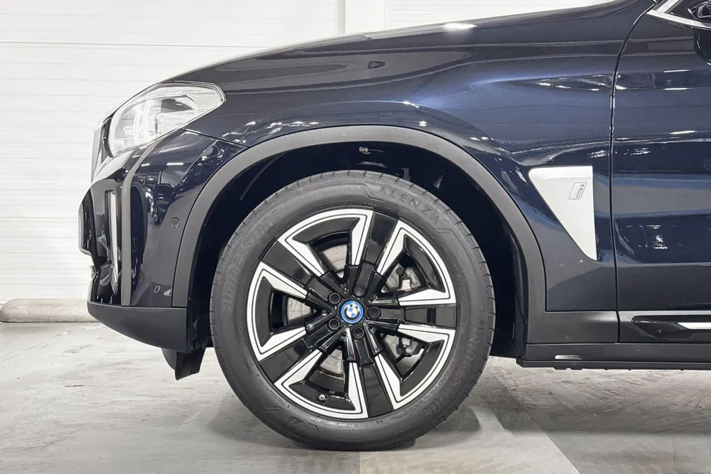 BMW iX3 Executive
