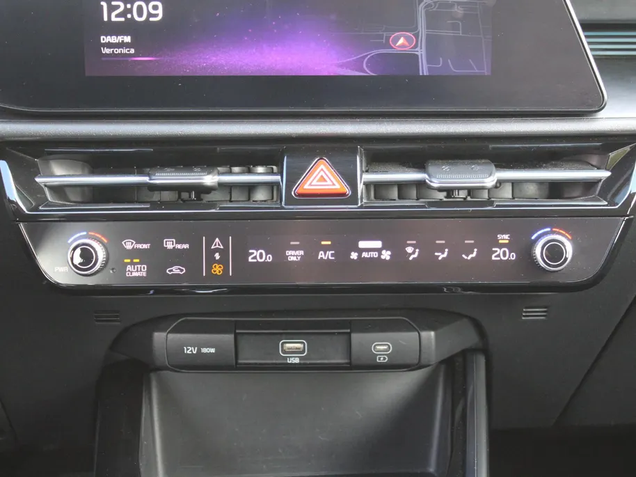 Kia Niro 1.6 GDi Hybrid DynamicLine | Automaat | Navi | Clima | Keyless | Cruise | Camera |