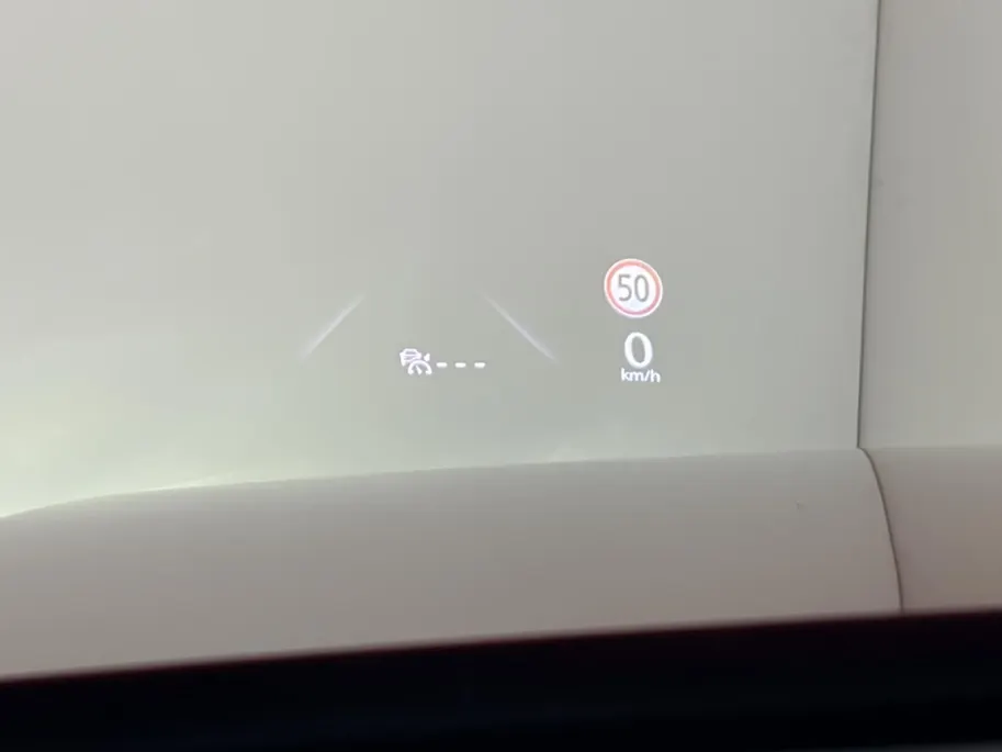 Mazda CX-60 325PK e-SkyActiv PHEV Takumi Automaat | Trekhaak | Digital Cockpit | 360 Camera | Head-Up Display | Schuif/Kantel Dak | Stoel & Stuurwiel Verwarming | Apple Carplay/Android Auto | Adaptieve Cruise Control | Dode Hoek Detectie | Elektrische Achterklep |