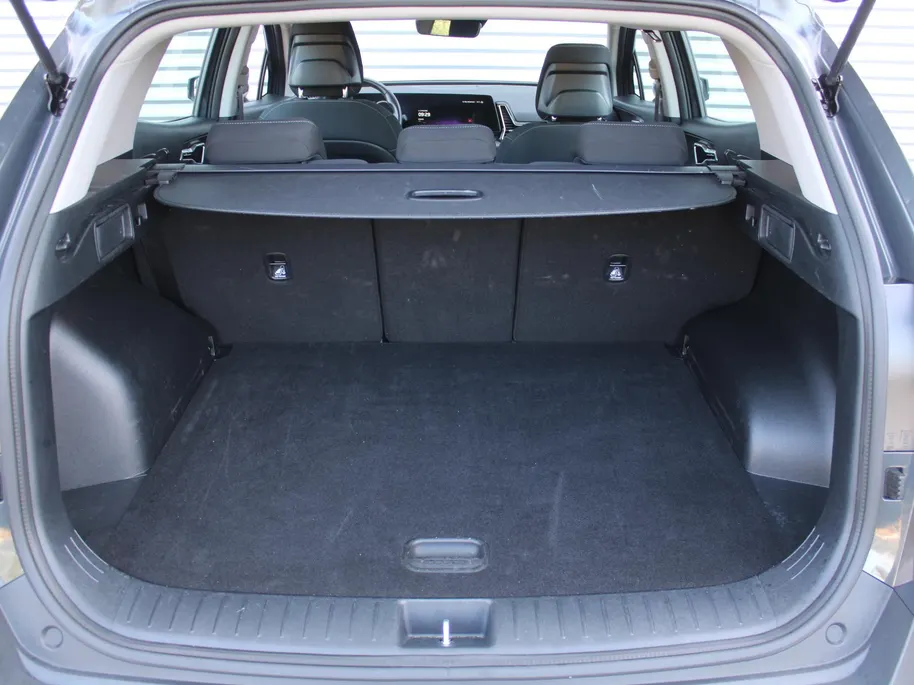 Kia Sportage 1.6 T-GDi Hybrid DynamicLine | Camera | Cruise adapt. | Navi | 17' LM | Clima v+a | LED | Apple Carplay/Android Auto |