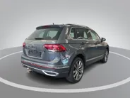 Volkswagen Tiguan 1.4 TSI 245pk DSG eHybrid Life Business · Panoramadak · 360 Camera · Inklap. Trekhaak · Head-Up Display · Dodehoeksensor · Parkeer Assistent ·